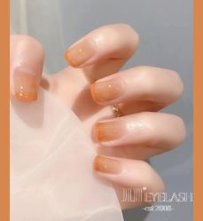 -吉吉靓甲美睫