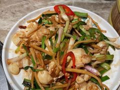 葱姜炒鱼杂-淘米捞·米汤脆鲩鱼火锅(福田皇岗店)
