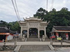 -灵岩山风景区