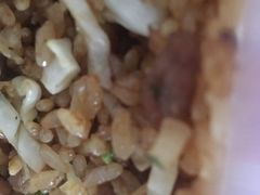-新大咀港式茶餐厅(宝山万达店)