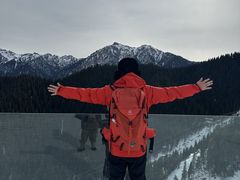 -丝绸之路山地度假区滑雪场