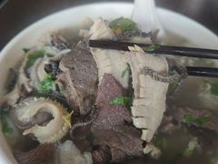 -潮镇老尾牛杂(环城西路店)