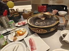 -山焱·炭火自助烤肉(周浦万达店)