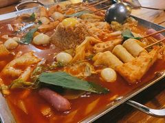 鱼饼火山炒年糕-包装马车·韩国料理·포장마차
