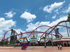 -七彩云南欢乐世界