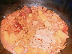 -山里屯铁锅炖(哈尔滨中央大街店)