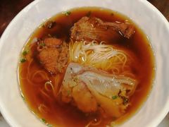 爆鱼焖蹄两鲜面-德兴馆(广东路总店)