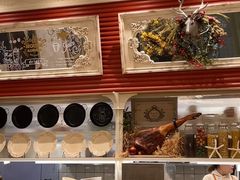 -玛格萝妮比萨屋(四平店)