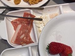 -山焱·炭火自助烤肉(周浦万达店)