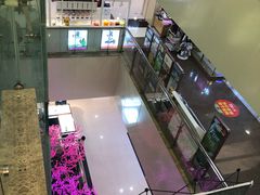 -鸿通城购物中心