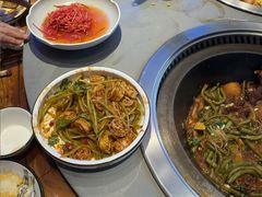 -山河屯铁锅炖(绥望路店)