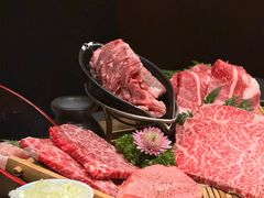 -铭牛烧肉·和牛海鲜自助(高新月牙湖店)