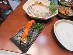-8PINTS八品脱·日料·烧鸟·精酿小酒馆(莘庄店)