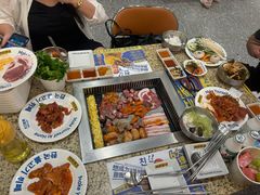 -阿亲家·韩式无限烤肉(花果园店)