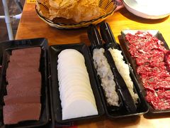 -牛鲜胜·潮汕牛肉自助火锅(番禺市桥店)