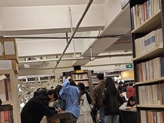 -先锋书店(五台山总店)