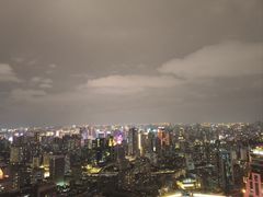 -广州中心皇冠假日酒店