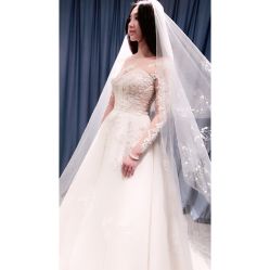 -艾米丽婚纱礼服