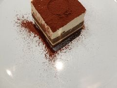 -必胜客(东大桥店)