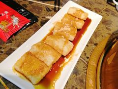 -沪小二炭火蛙锅(淮海中路美食不夜城店)