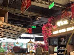 大堂-前海沿·青岛菜(李沧万达店)