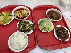 -来必堡(娄山关路店)