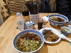 -沪西老弄堂面馆(定西路店)