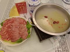 -客家大院·非遗赣南客家菜(郁孤台店)