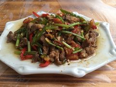 -苗伯妈酸汤火锅