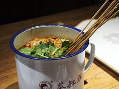 茶缸肚-小核桃品质串店(世茂大道店)