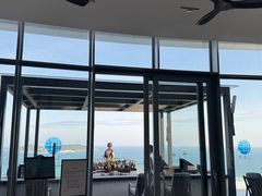 -瑰丽酒店·海吧·天际下午茶·现场DJ·天台酒吧