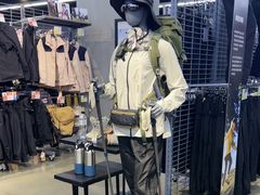 -迪卡侬(大英山店)