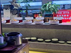 -新艺自助美食城(中山路店)