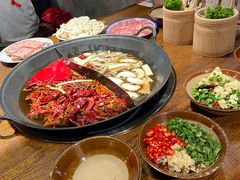 -萍姐火锅·公路夜市(武汉首店)