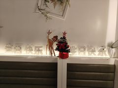 -春树下·树屋花房西餐厅(罍街AS1980店)