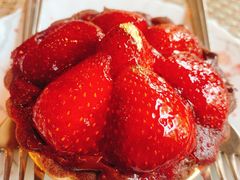 -Chom Cafe and Restaurant