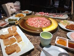 -猪啊牛呀羊啊铜盘烤肉(正大广场店)