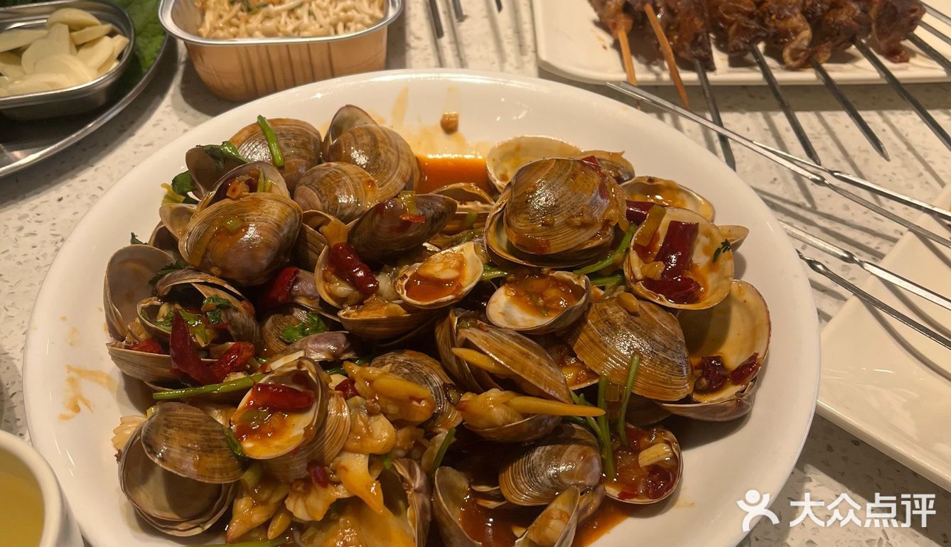 两个人没吃了 才花了不到两百块！