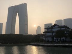 -苏州金鸡湖中茵皇冠假日酒店