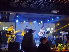 -月亮瓦肆音乐酒吧(环山路店)