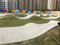 -Kiddo趣多儿童滑步车骑行会(宏泰广场店)