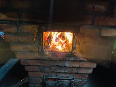 -鱼窝棚柴火铁锅炖(富山屯店)