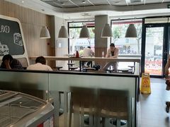 -肯德基(嘉善路地铁站店)