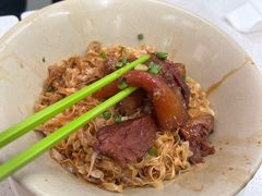 -万利洪记粉面美食