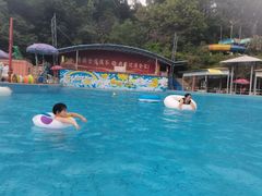 -大河马水上世界