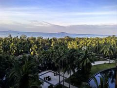 -三亚湾海居铂尔曼度假酒店