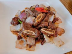 黑椒牛仔骨-芳草地度假酒店·野炉中餐厅