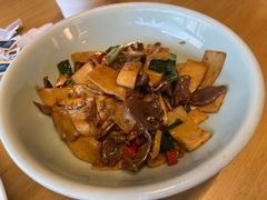 -关东小磨东北菜(上海长风大悦城店)