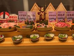 -山焱·炭火自助烤肉(周浦万达店)