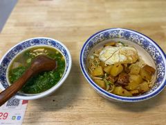 -钢阳酸菜红烧牛肉面(季乐路店)